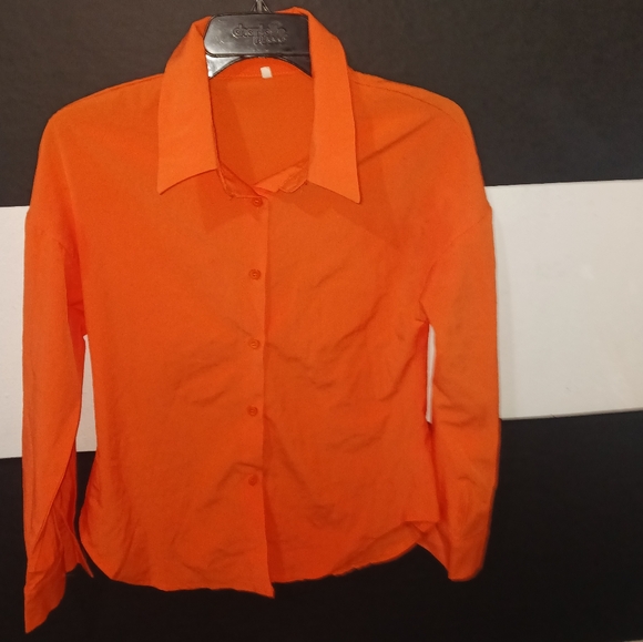 Women Orange collared buttoned long sleeve shirt - Picture 3 of 9